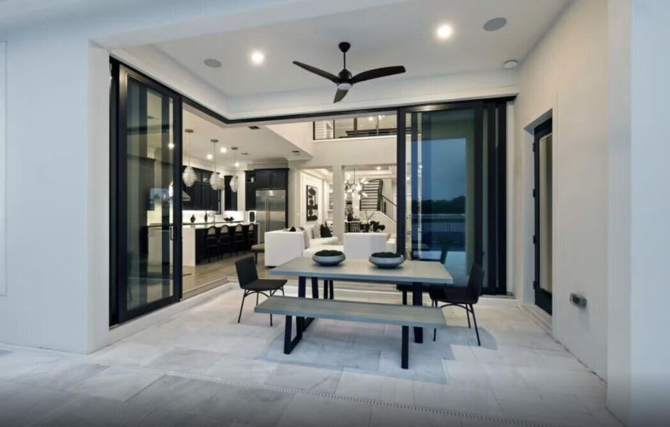 lanai and zero corner doors