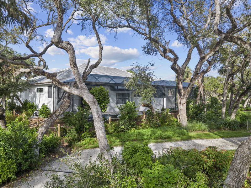 2D floor plan layout for the Seabreeze Grande by GHO Homes in Seaglass, Vero Beach, FL (Image 73).