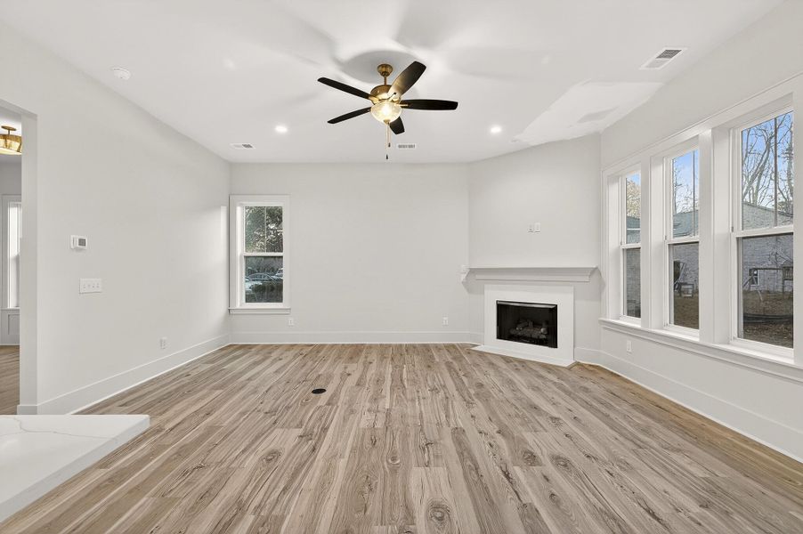 Spacious, unfurnished interior of a new home in , Mount Pleasant (Image 47).