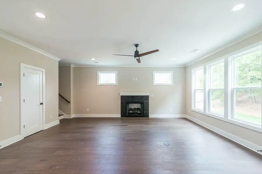 Spacious, unfurnished interior of a new home in , Decatur (Image 16).