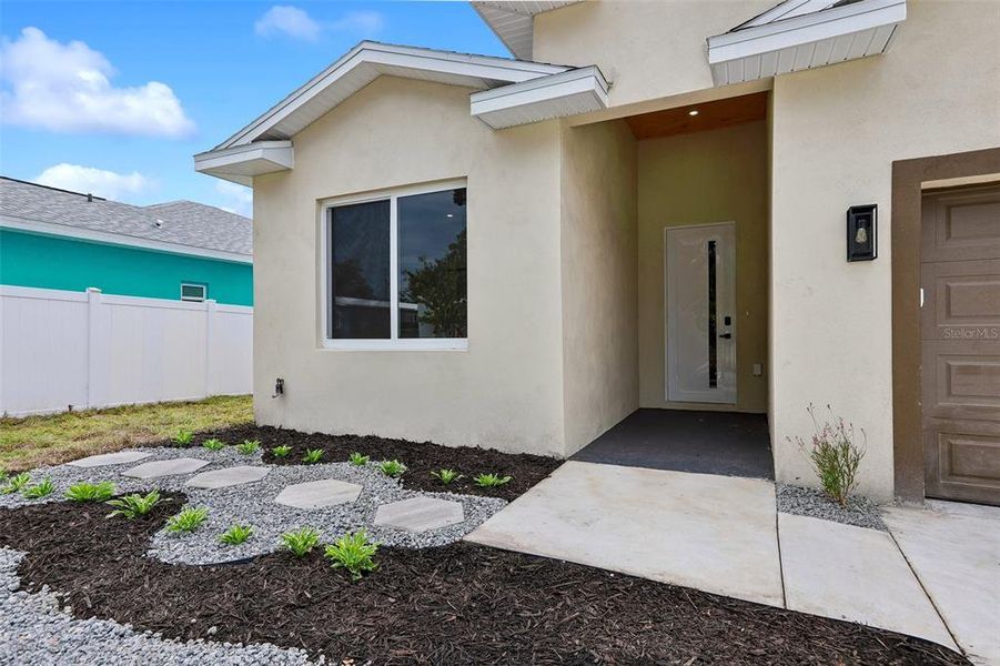 Exterior details and patio area of a home in , Dunedin (Image 31).