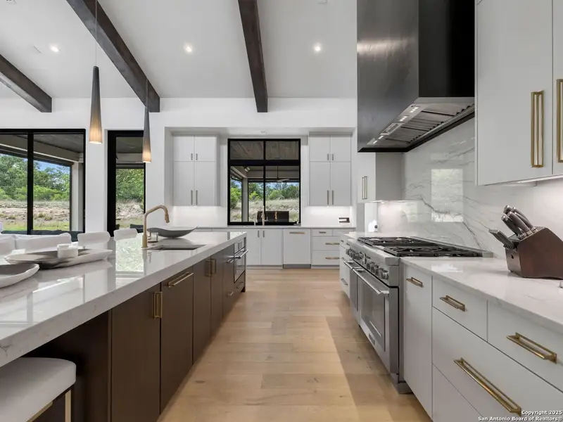 Furnished interior view inside a new home in , Boerne (Image 9).