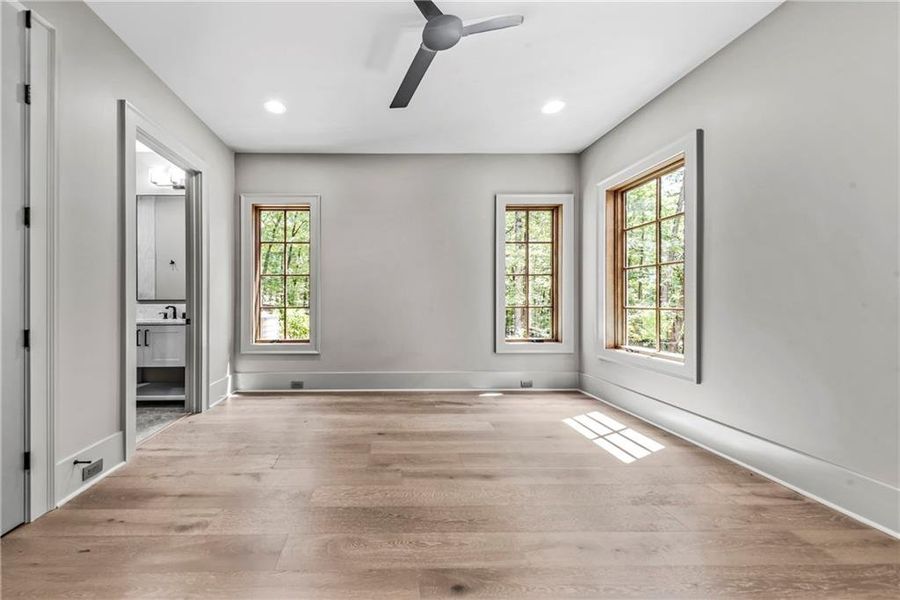 Spacious, unfurnished interior of a new home in , Greensboro (Image 61).
