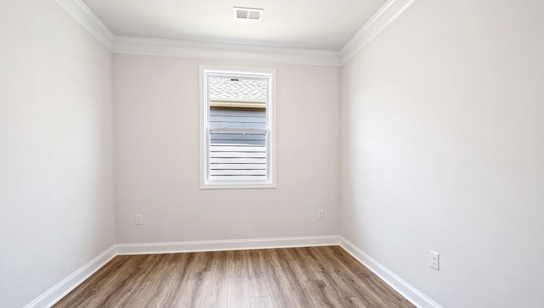 Spacious, unfurnished interior of a new home in The Villas at Pine Valley, Boiling Springs (Image 4).