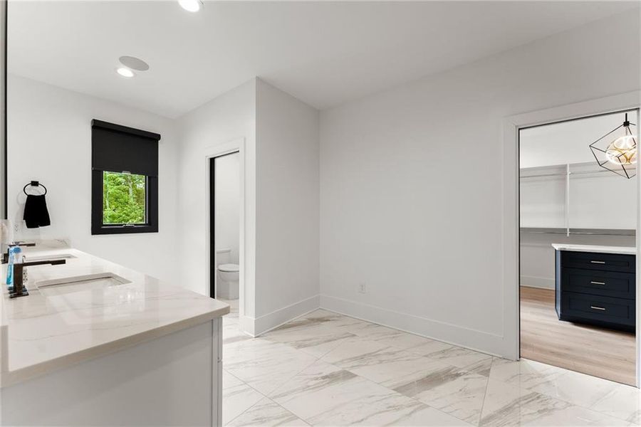 Furnished interior view inside a new home in , Hartwell (Image 36).