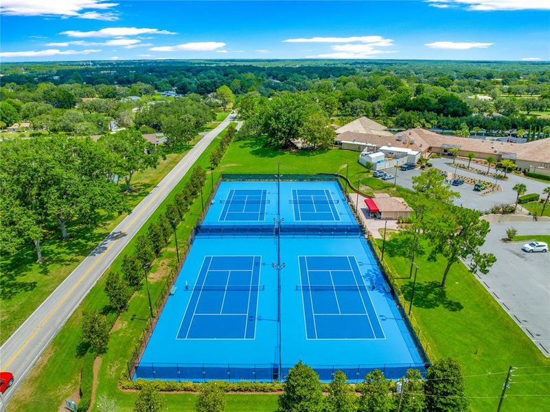 Community amenities in , Hernando (Image 4).