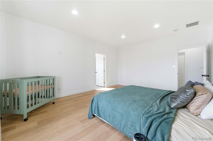 Furnished interior view inside a new home in , Cañon City (Image 16). Furnished interior view inside a new home in , Cañon City (Image 16).
