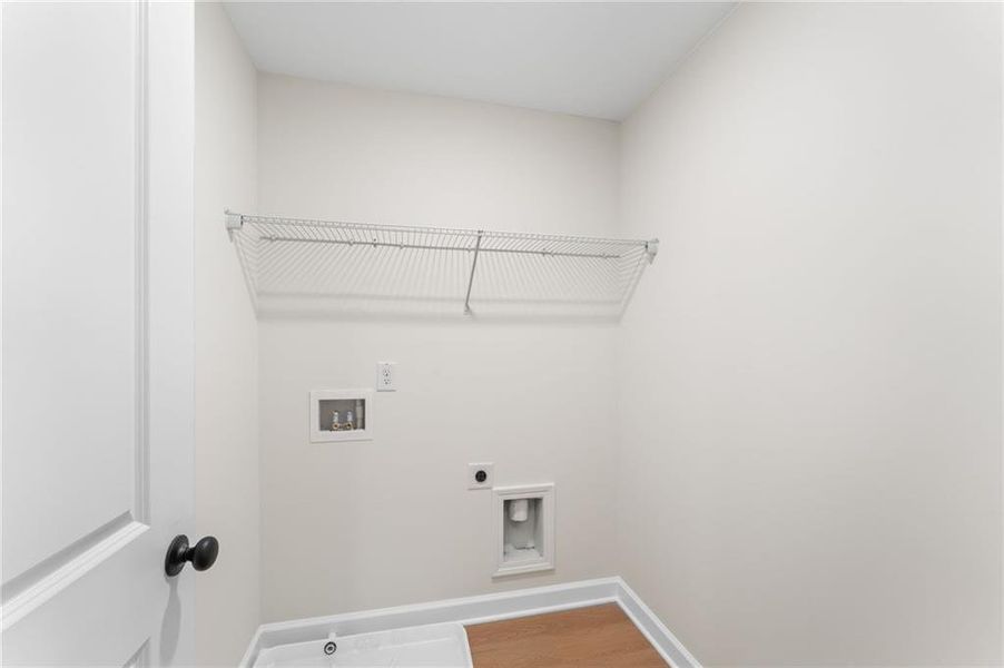 Spacious, unfurnished interior of a new home in River Walk Place, Lawrenceville (Image 12).