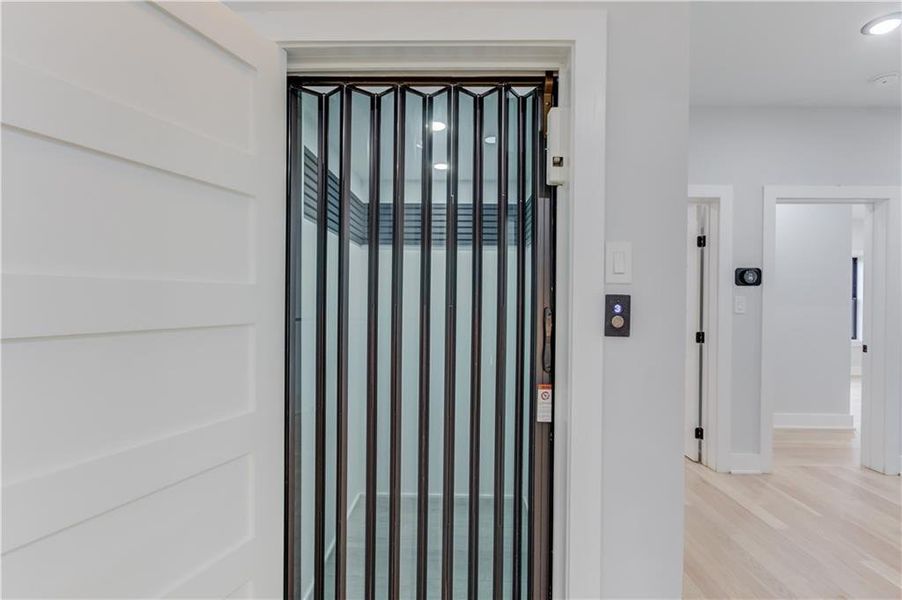 Close-up of interior finishes inside a home in , Atlanta (Image 43). Close-up of interior finishes inside a home in , Atlanta (Image 43).