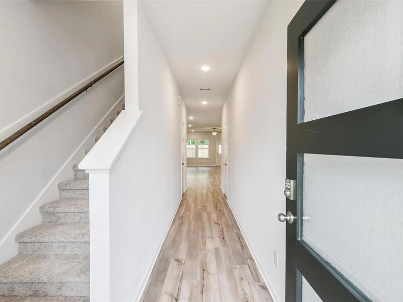 Spacious, unfurnished interior of a new home in Caney Creek Place, Conroe (Image 14). Spacious, unfurnished interior of a new home in Caney Creek Place, Conroe (Image 14).