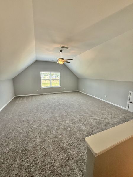 Spacious, unfurnished interior of a new home in Stone Fort Meadows, Manchester (Image 11).