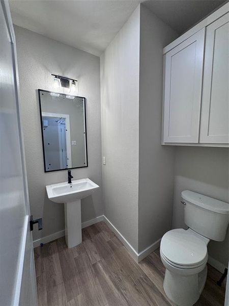 Furnished interior view inside a new home in , Weatherford (Image 5).