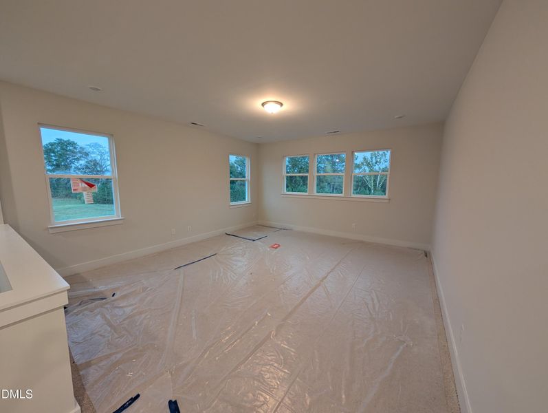 PXL_20250926_224923366