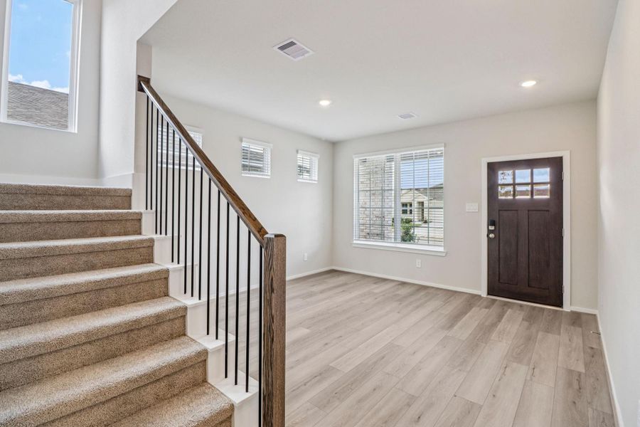 Spacious, unfurnished interior of a new home in Pine Lake Cove - Premier Series, Montgomery (Image 35).