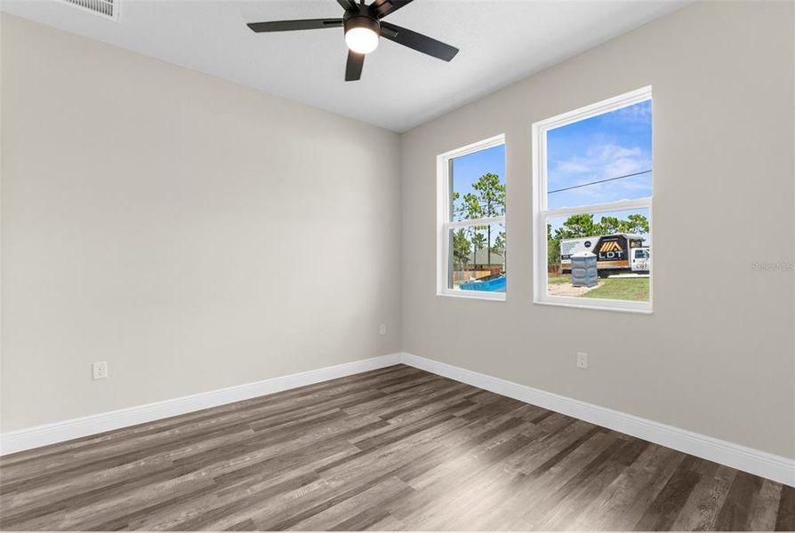 Spacious, unfurnished interior of a new home in , Weeki Wachee (Image 57).