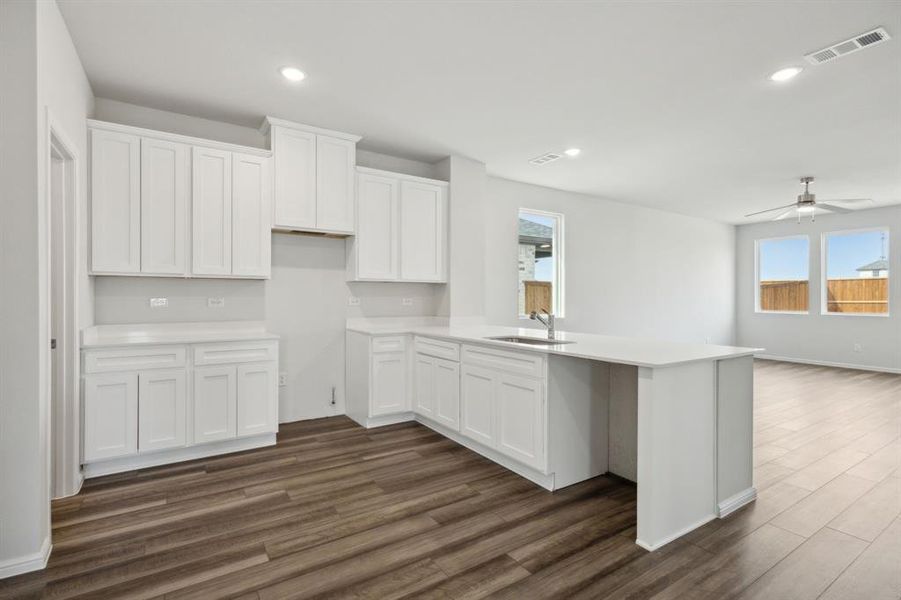 Furnished interior view inside a new home in Santorini, Seagoville (Image 8).