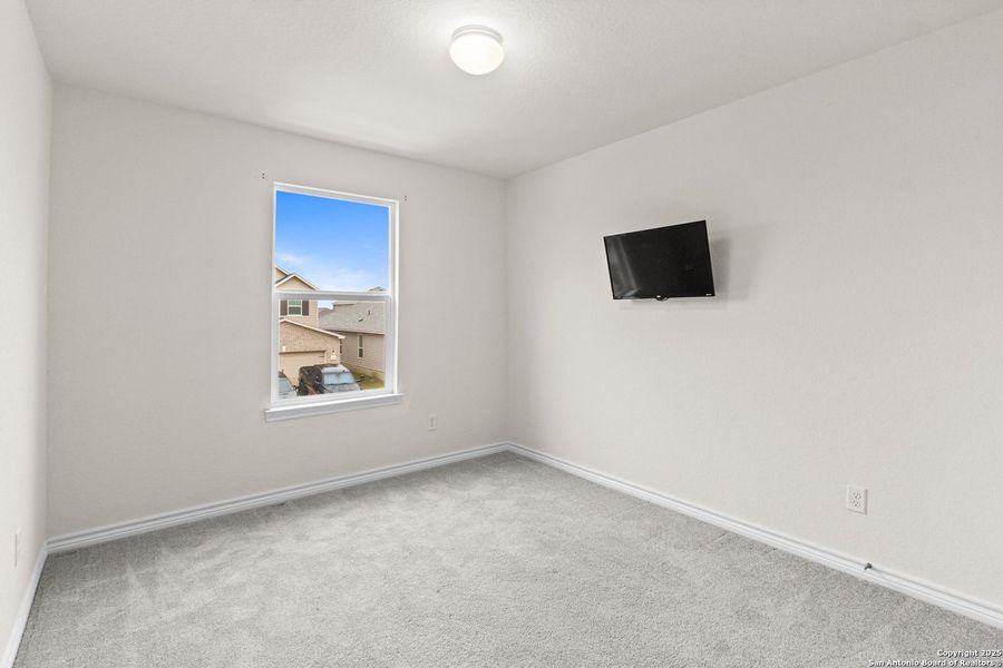 Spacious, unfurnished interior of a new home in , New Braunfels (Image 17).