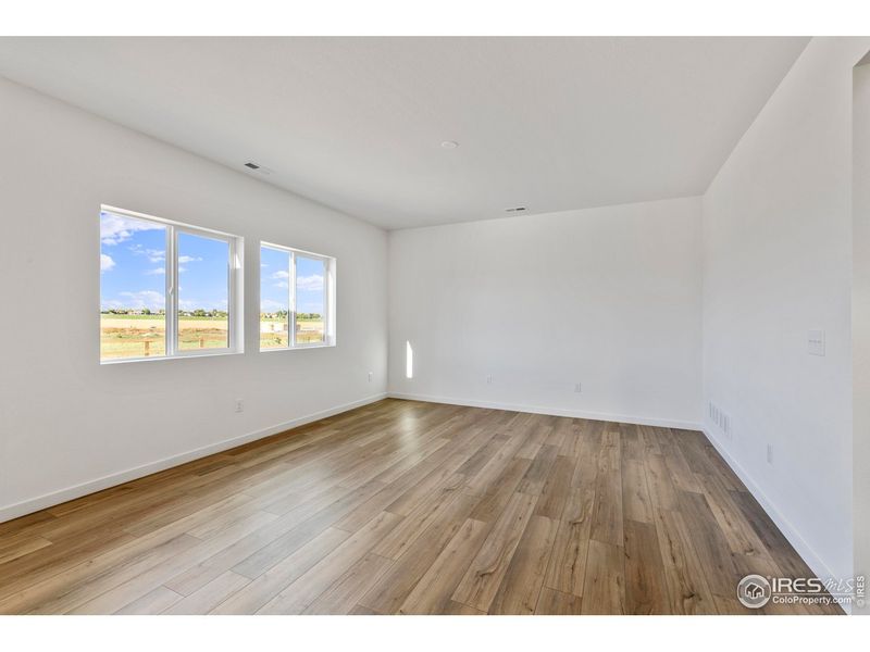 Spacious, unfurnished interior of a new home in Granary, Johnstown (Image 19).