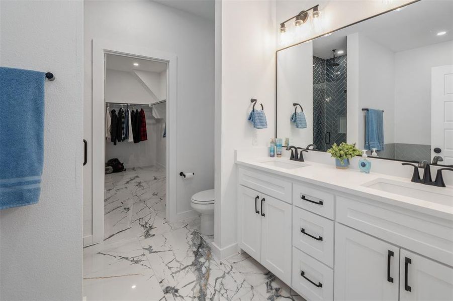 Dual sinks Dual sinks
