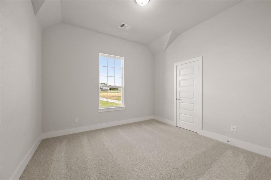 Spacious, unfurnished interior of a new home in Saddleback Estates, Boyd (Image 19). Spacious, unfurnished interior of a new home in Saddleback Estates, Boyd (Image 19).