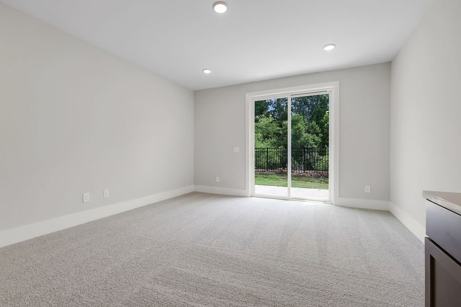 Spacious, unfurnished interior of a new home in Echo Park, Suwanee (Image 28). Spacious, unfurnished interior of a new home in Echo Park, Suwanee (Image 28).