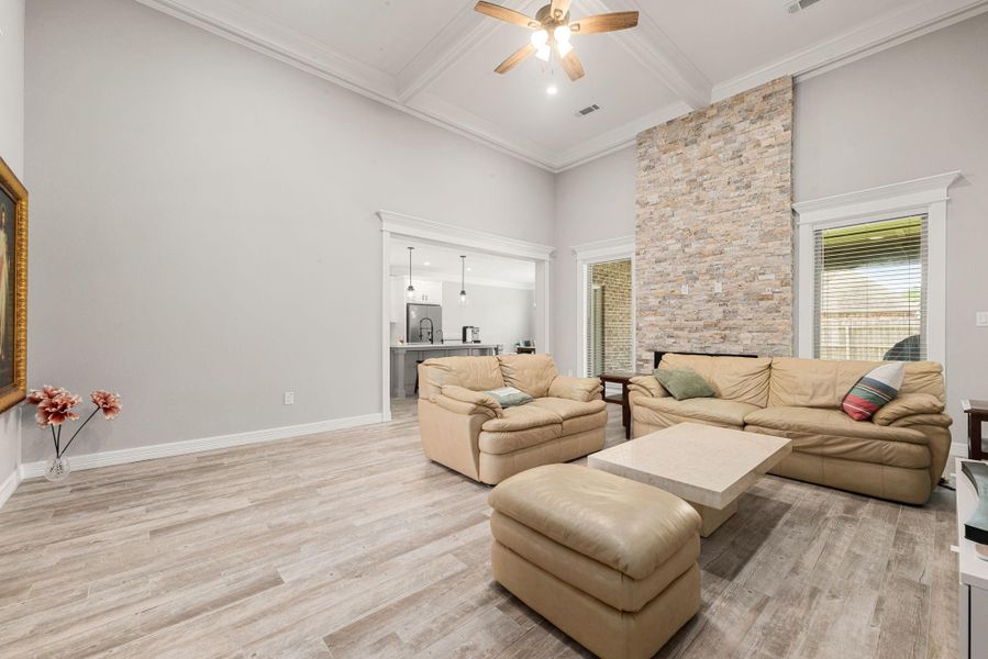 Furnished interior view inside a new home in , Beaumont (Image 19).