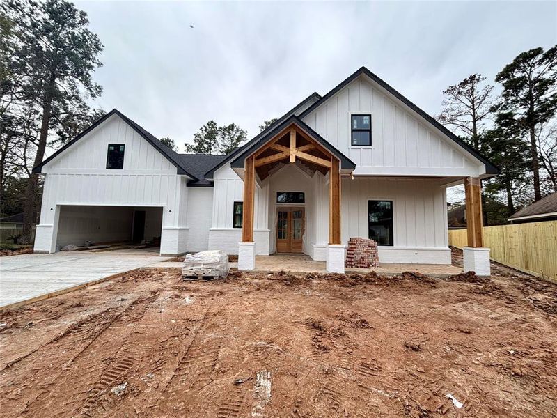 Front exterior photo! This beautiful home was built y J Hoy Construction.