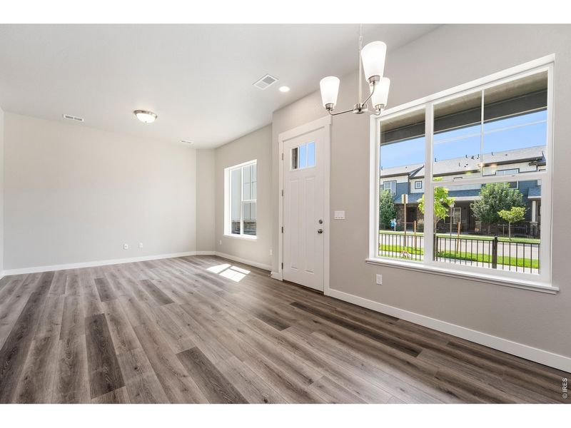 Spacious, unfurnished interior of a new home in The Lakes at Centerra, Loveland (Image 18).