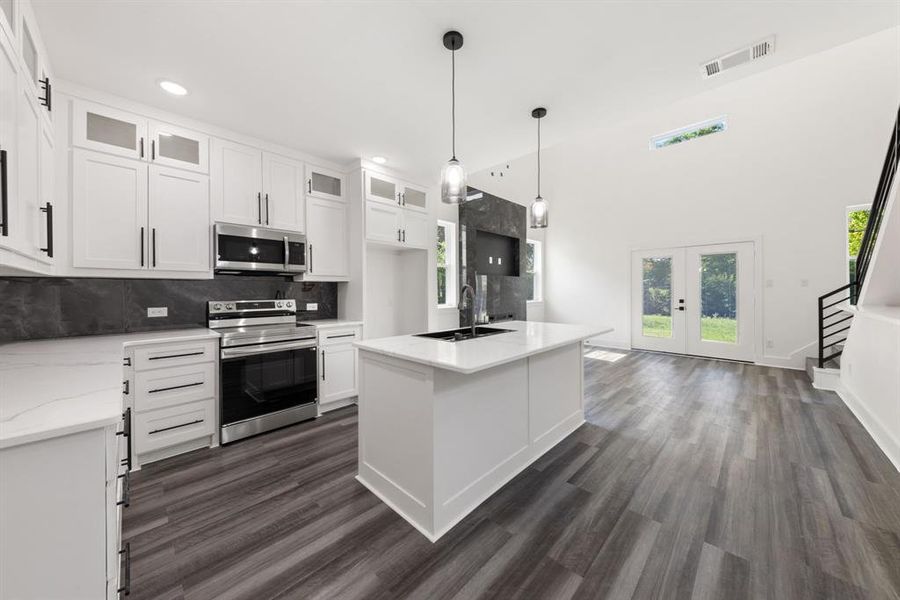 Furnished interior view inside a new home in , Dallas (Image 9). Furnished interior view inside a new home in , Dallas (Image 9).