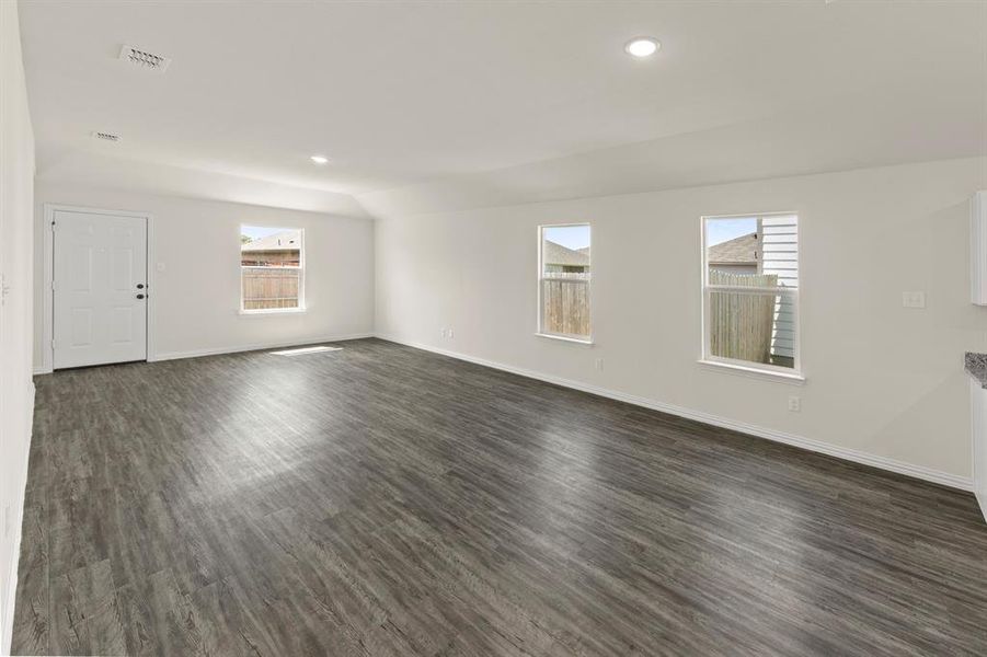 13. 108 Kainos - Dining