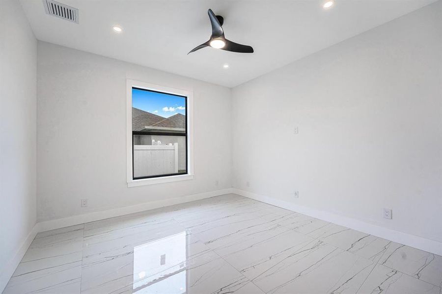 Spacious, unfurnished interior of a new home in , Port St. Lucie (Image 22).