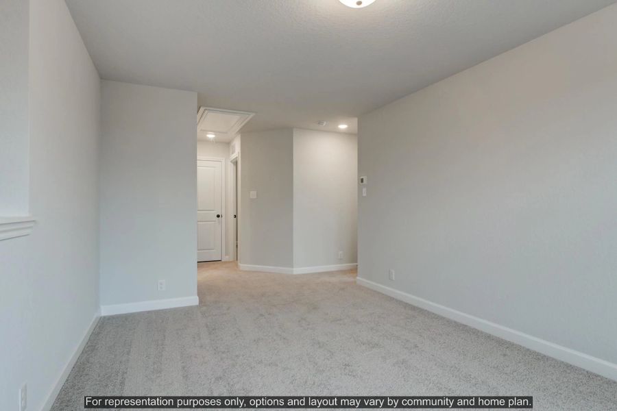 Spacious, unfurnished interior of a new home in Saddlebrook Ranch, Schertz (Image 16).
