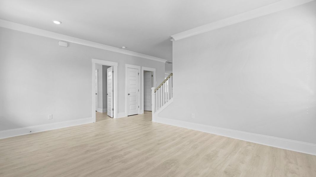 Representative unfurnished interior of a home built from the SPRUCEWOOD by D.R. Horton in Sheep Island, Summerville (Image 15).