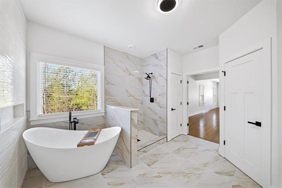 Furnished interior view inside a new home in Silvercrest Lakes, Acworth (Image 18). Furnished interior view inside a new home in Silvercrest Lakes, Acworth (Image 18).