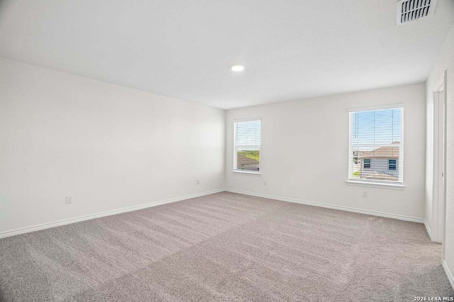 Spacious, unfurnished interior of a new home in Legend Heights - Heritage Collection, New Braunfels (Image 30).