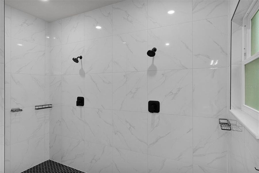 Close-up of interior finishes inside a home in , Citrus Springs (Image 16).