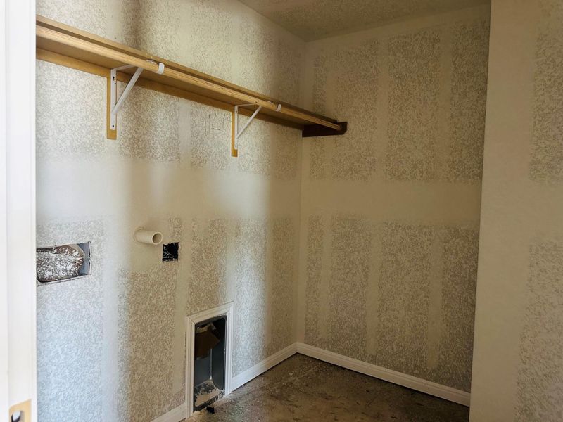 Spacious, unfurnished interior of a new home in Patterson Ranch, Georgetown (Image 7).