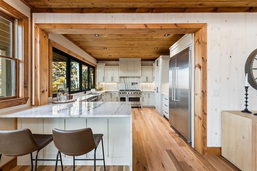 Exterior details and patio area of a home in , Blue Ridge (Image 33).