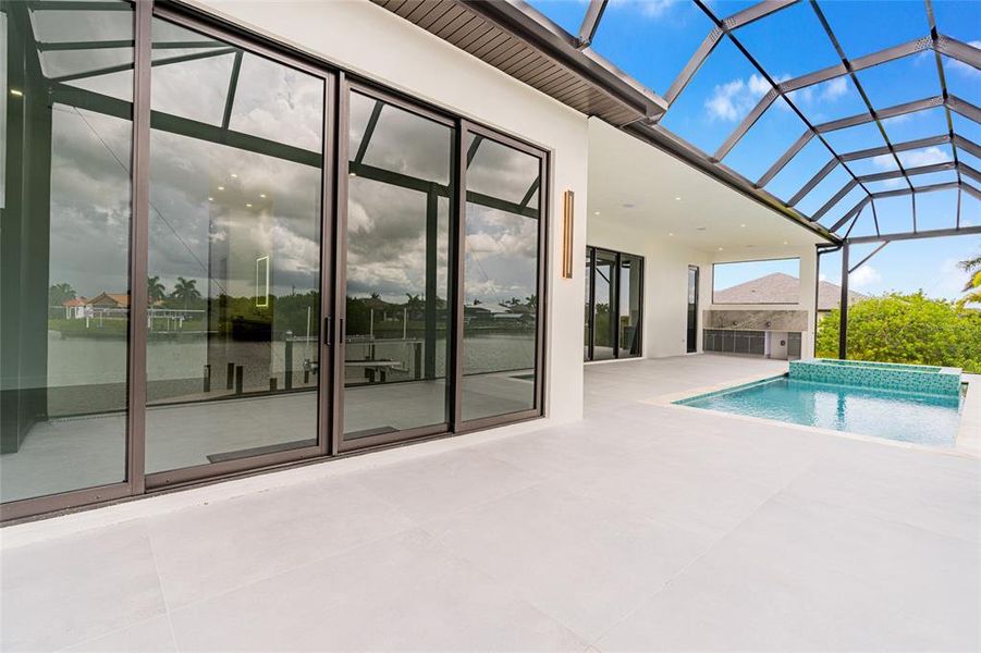 Exterior details and patio area of a home in , Port Charlotte (Image 40).