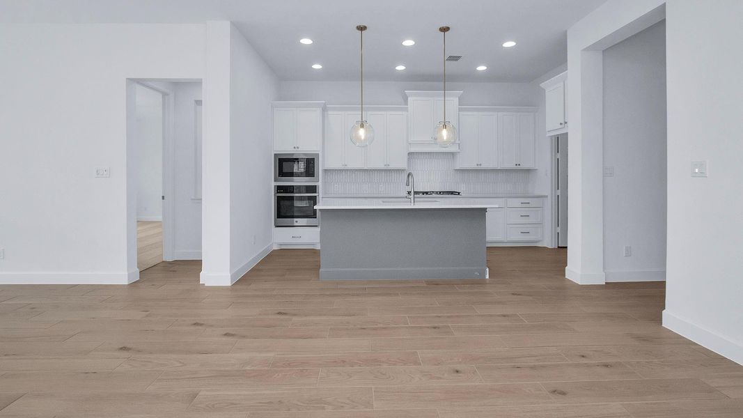 Spacious, unfurnished interior of a new home in The Highlands, Porter (Image 11).