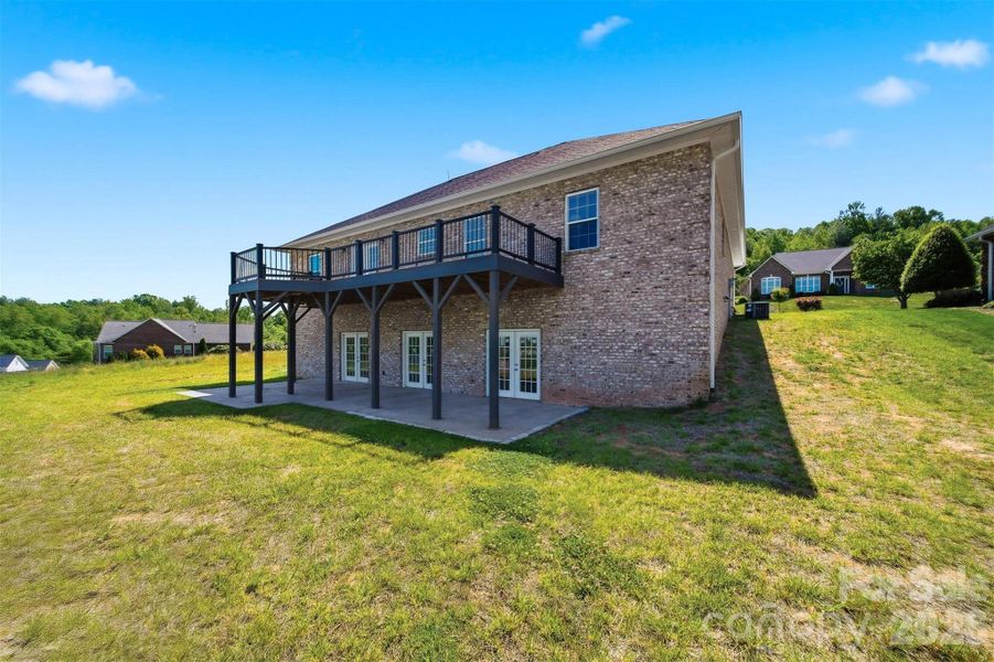 Exterior details and patio area of a home in , Lenoir (Image 26).