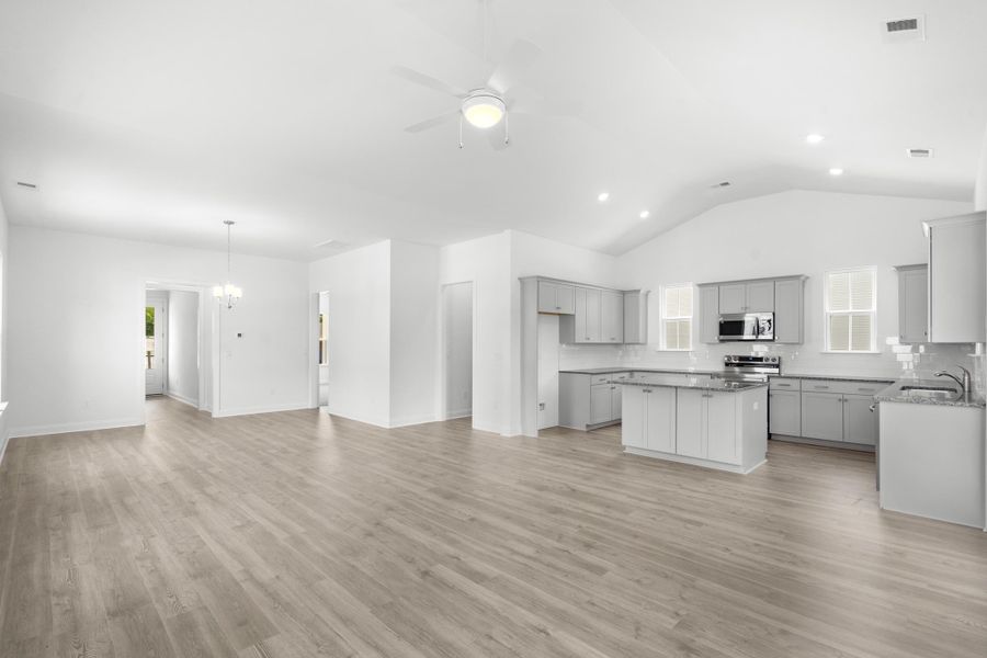 Image 42 of a home in Downtown Loris Homes.