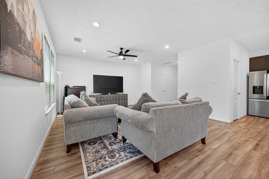 Furnished interior view inside a new home in Creekside Court, Magnolia (Image 10). Furnished interior view inside a new home in Creekside Court, Magnolia (Image 10).