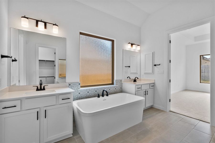 Liberty Hill, TX New Home.  - Slide 27