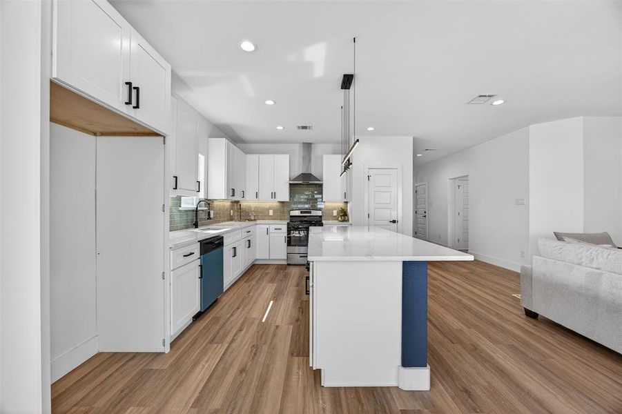 Furnished interior view inside a new home in , Fort Worth (Image 28).