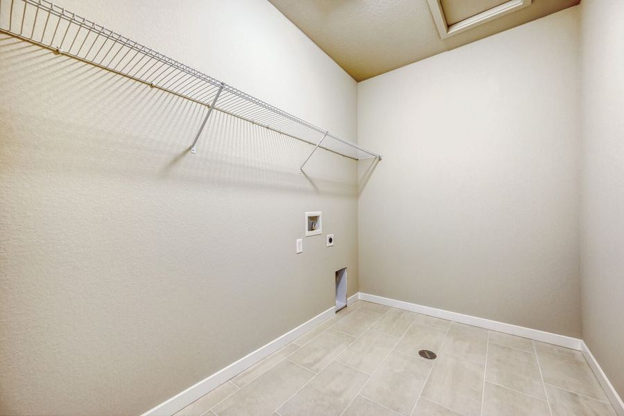 2,476sf New Home in Frederick, CO.  - Slide 29