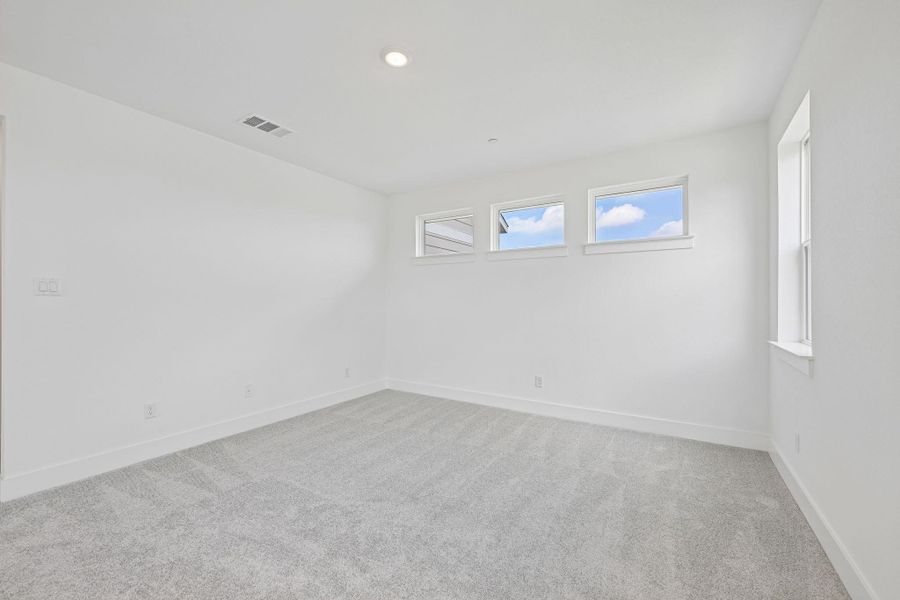 Spacious, unfurnished interior of a new home in Avery Centre, Round Rock (Image 35). Spacious, unfurnished interior of a new home in Avery Centre, Round Rock (Image 35).