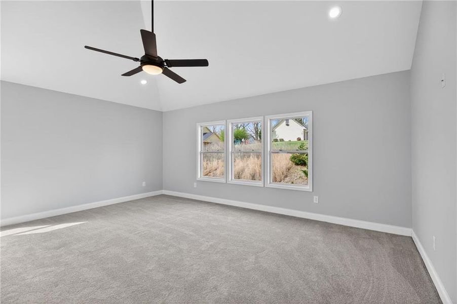 Spacious, unfurnished interior of a new home in , Gainesville (Image 25).
