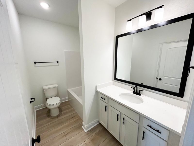 Furnished interior view inside a new home in Houston Place, Crestview (Image 9).