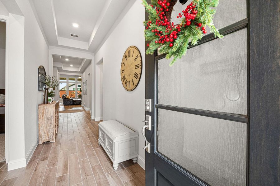 Furnished interior view inside a new home in , Tomball (Image 14).